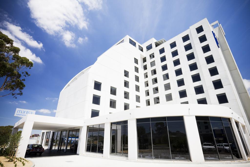 Mantra Melbourne Airport Hotel Exterior photo